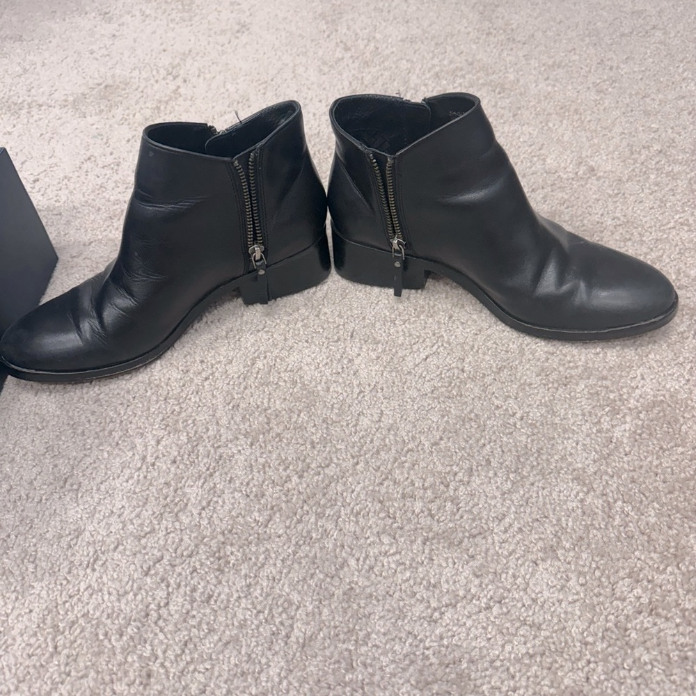 Cole Haan booties. Great condition. Very comfortable. Size 7B